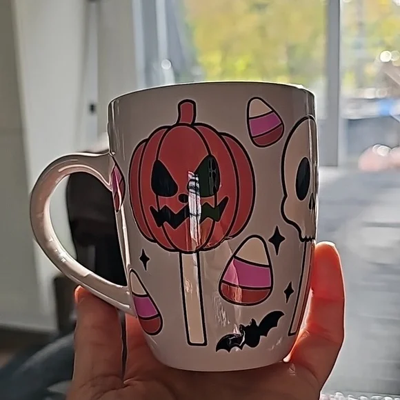 Cute halloween mug!!!! - Picture 4 of 5